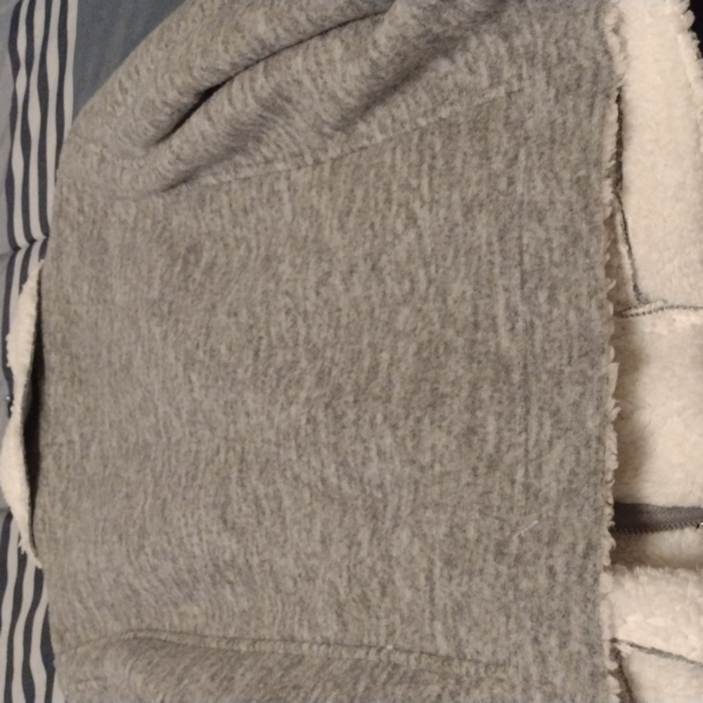 Jacket - Picture 10 of 10